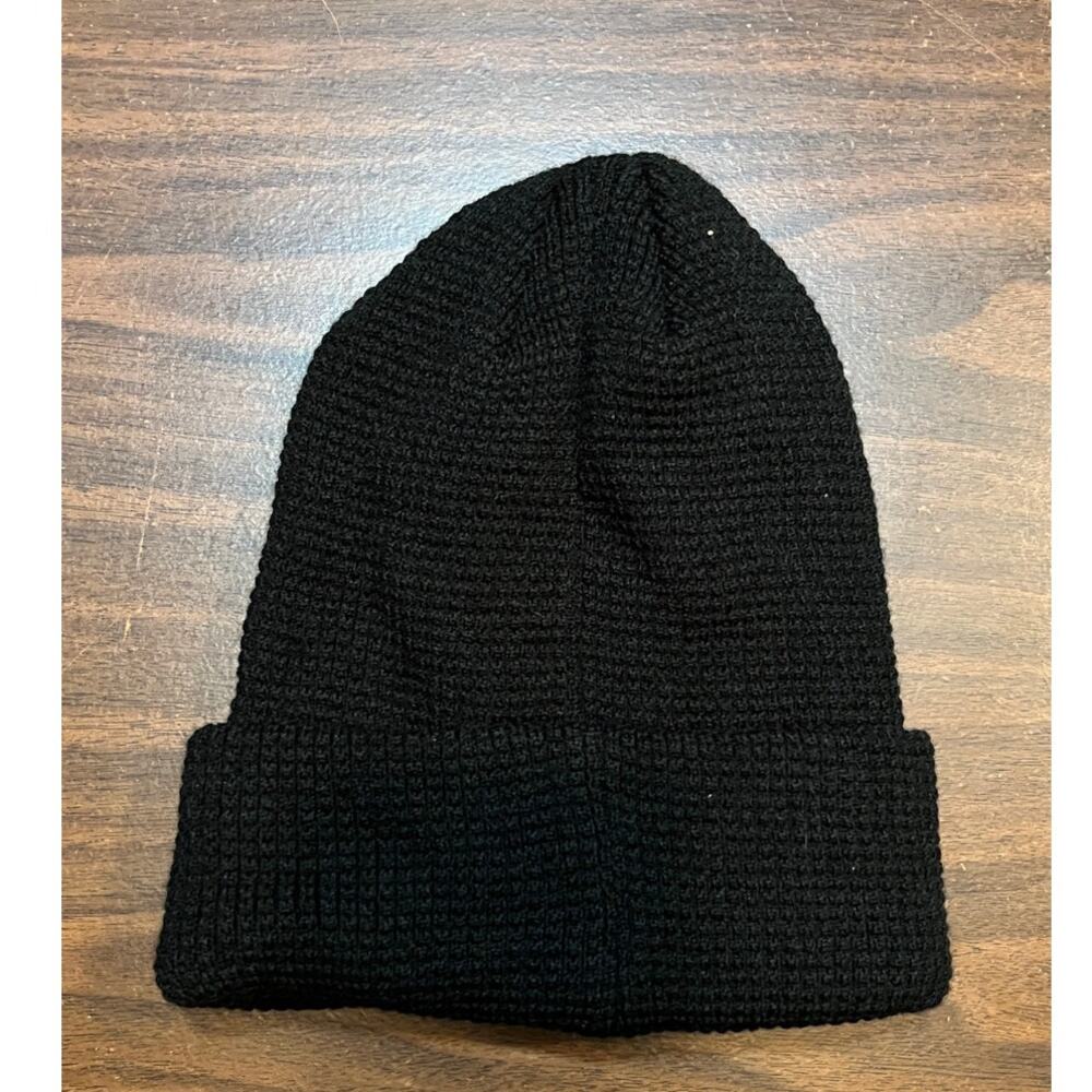 Black Knit Beanie Hat with Leather Patch Logo – Unisex Winter Cuffed Beanie - Picture 2 of 7